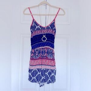 Gorgeous Ultra Flirt paisley & fun-colored romper with pockets!